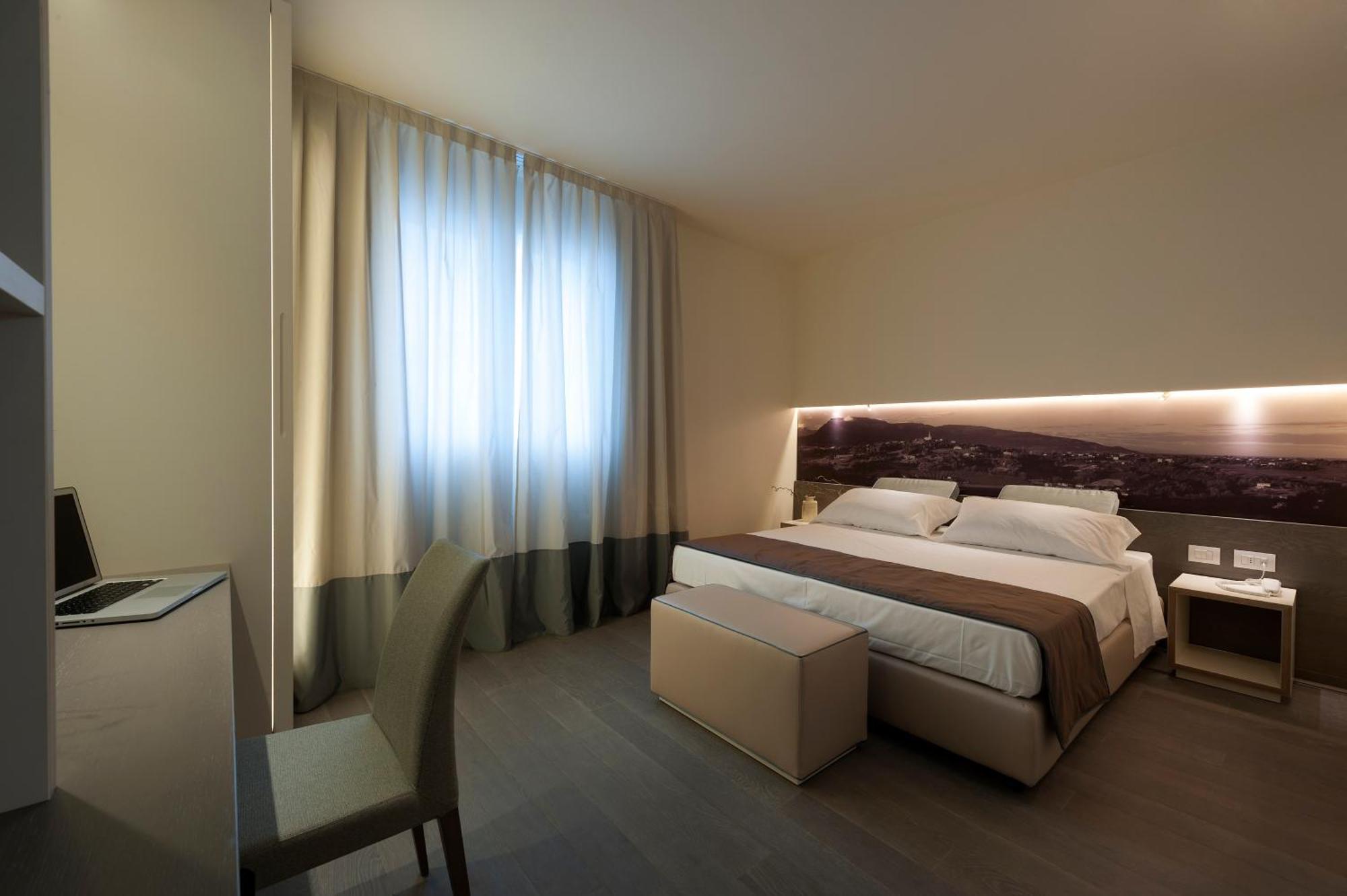 Villa Del Poggio Prosecco Bike Hotel 산 피에트로 디 펠레토 외부 사진